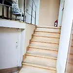 5 Stars High ホステル