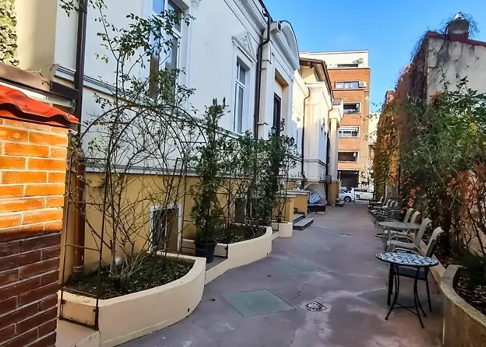 Hostel 5 Stars High *