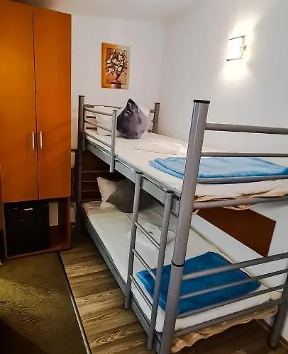 5 Stars High * Bucharest