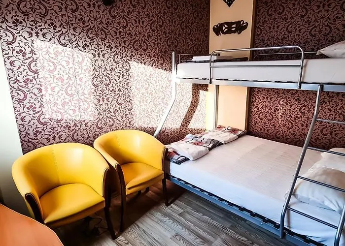 5 Stars High Bükreş